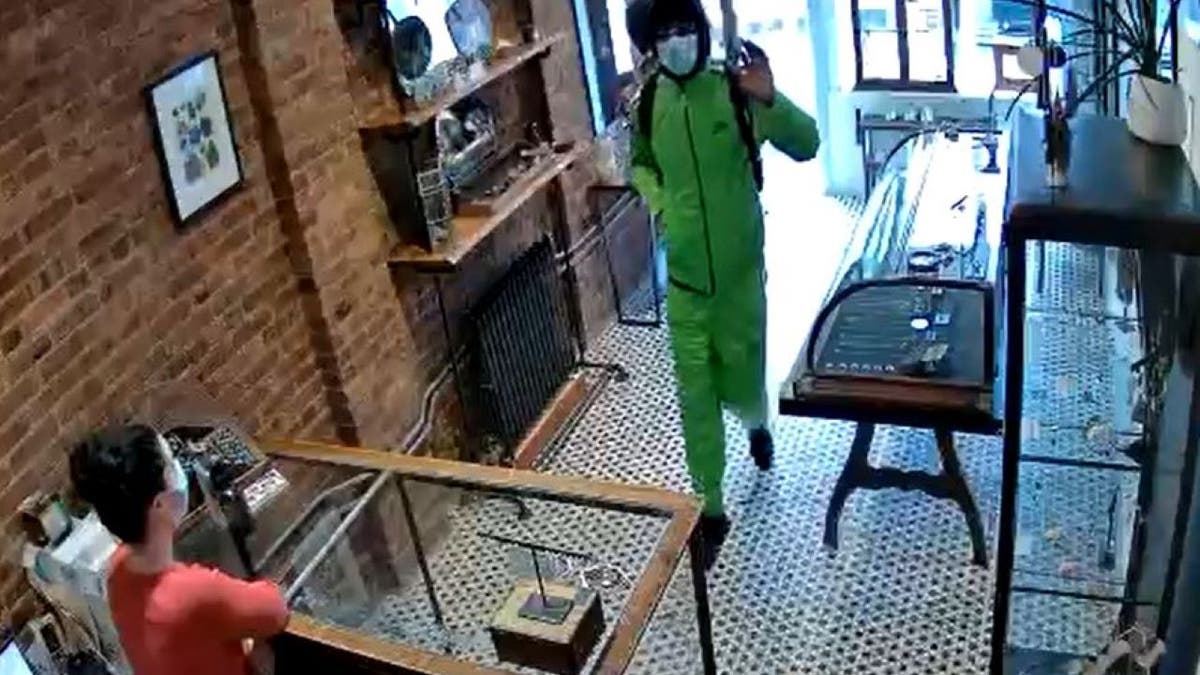 Brooklyn jewelry store robbed for second time by armed man 'acting like he owned the place': 'Hi! I'm back'