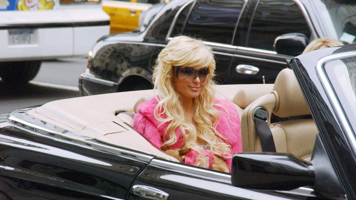 Paris Hilton filming "A Simple Life"