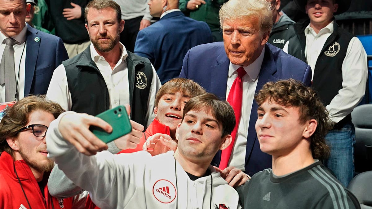 Trump with NCAA wrestling fans
