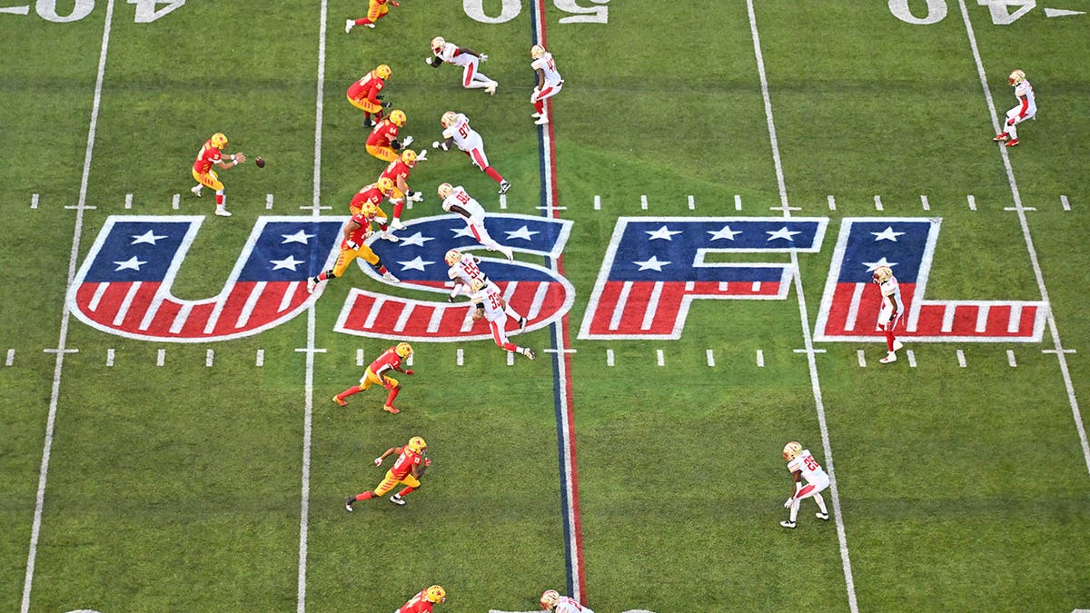 USFL logo at midfield