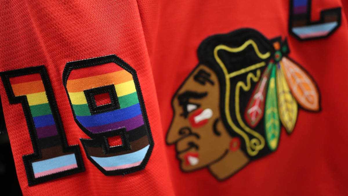 Rookie Designer attempts a Chicago Blackhawks jersey. Let me know your  thoughts! : r/hawks