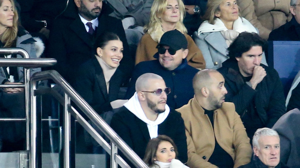 leonardo dicaprio with ex-girlfriend camila morrone at game