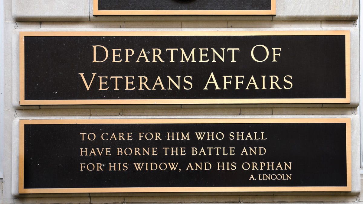 plaque on front of VA building in DC
