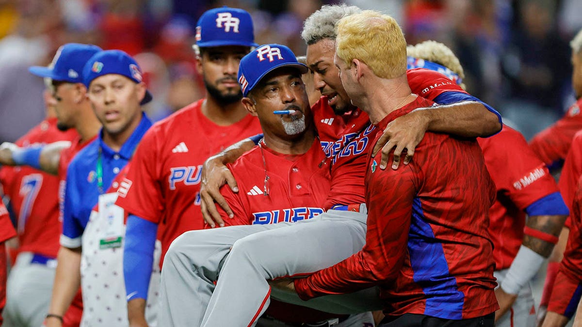 Injured Mets star Edwin Diaz buys flashy $250,000 trumpet necklace