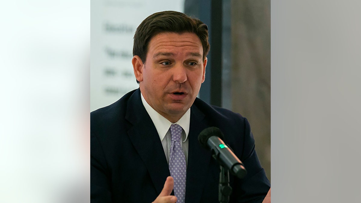 DeSantis at roundtable discussion