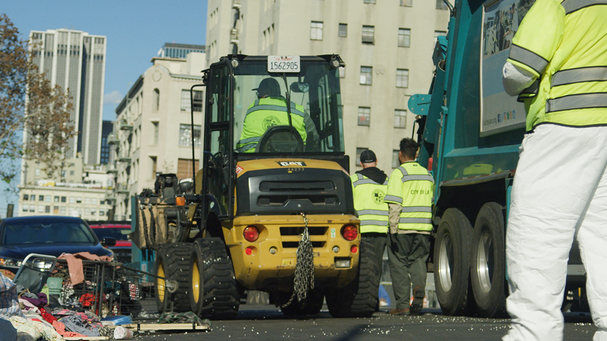 homeless encampment bulldozed los angeles