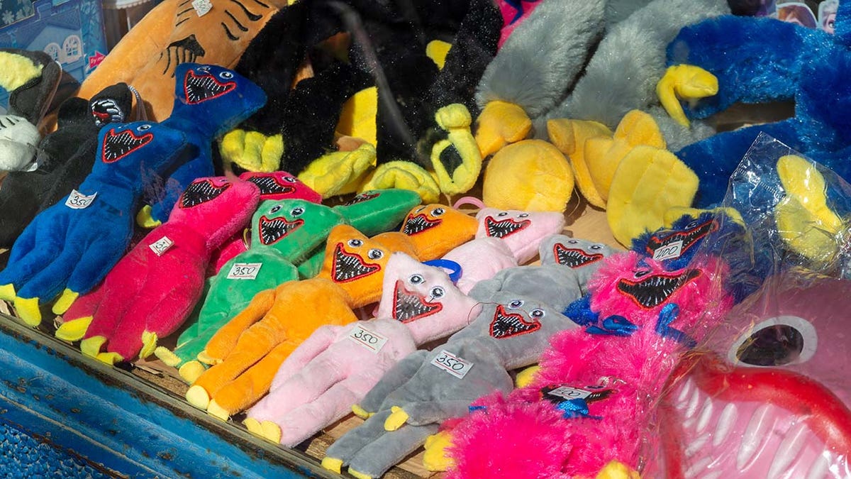 14 Scary Huggy Wuggy Plush