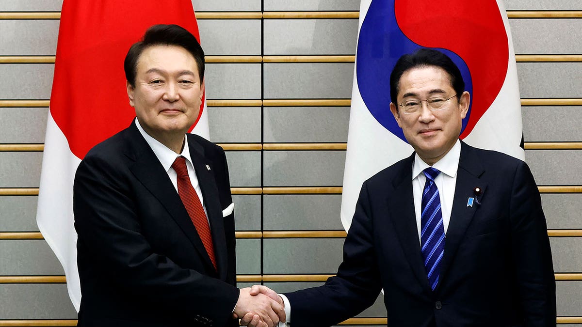 Japan, South Korea presidents
