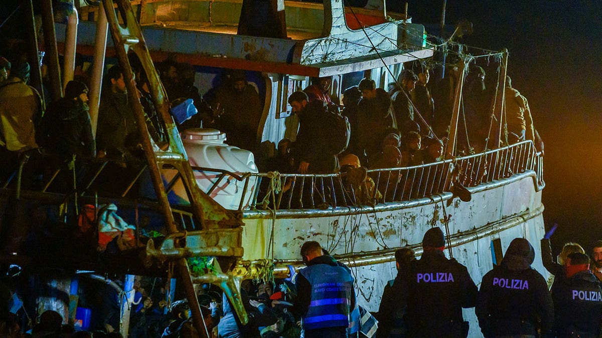 Migrant boat in Italy