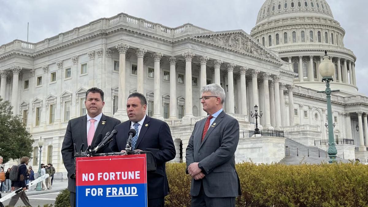 Anthony D’Esposito announces No Fortune for Fraud Act outside Capitol