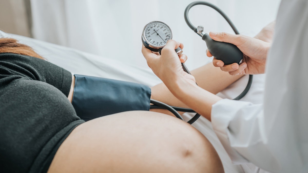 Pregnant woman blood pressure