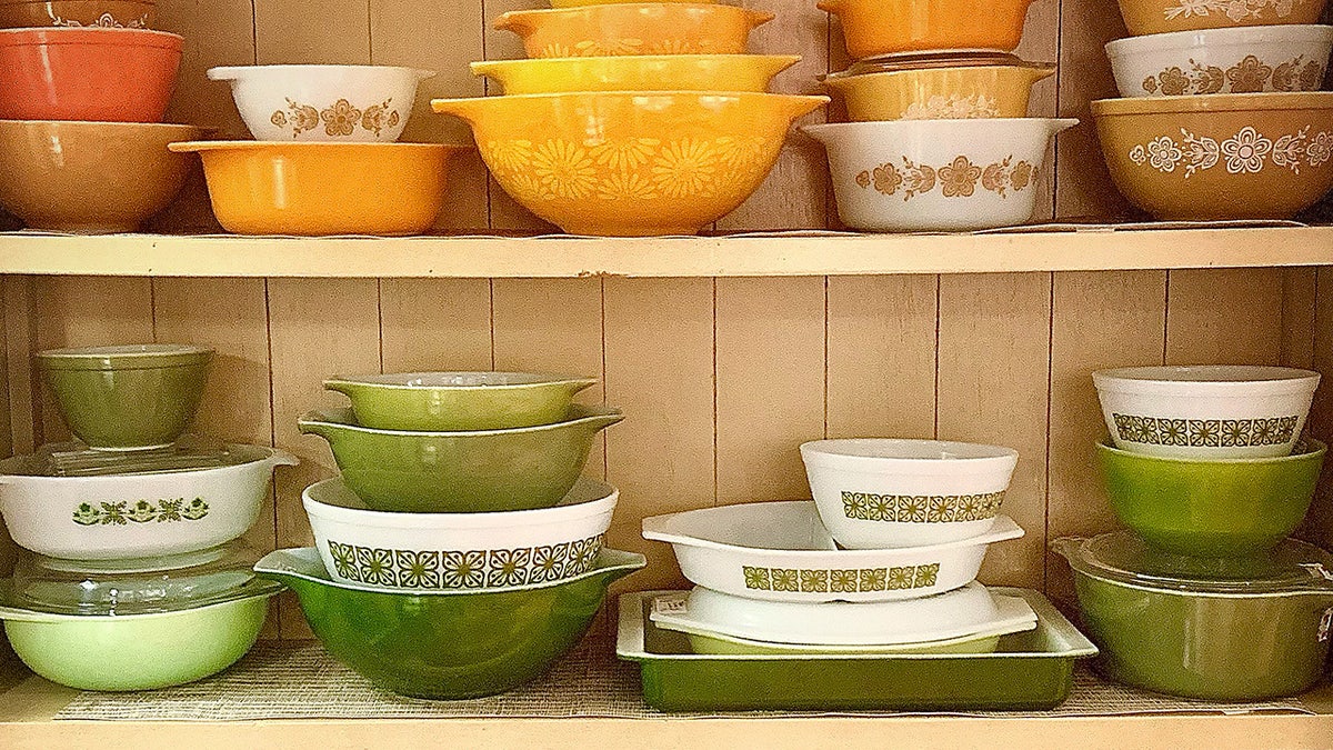 Vintage Tupperware: See 100+ retro plastic container styles, from the '50s  to the '80s - Click Americana