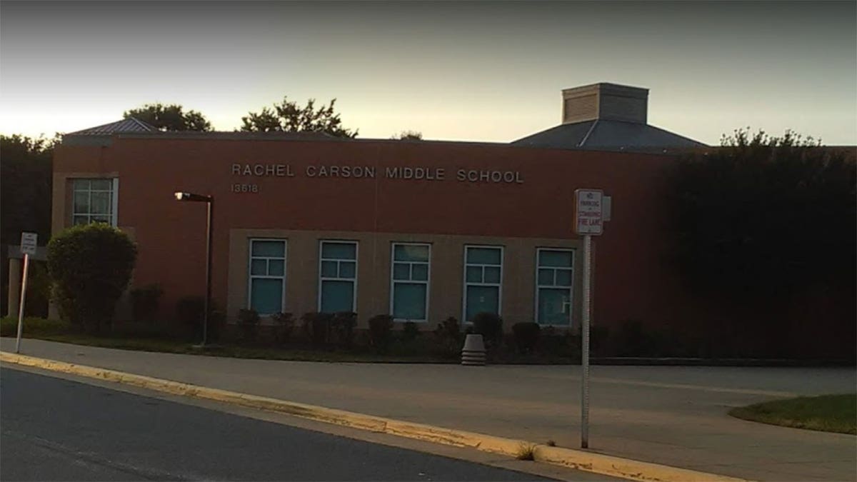 Exterior of Carson Middle School 
