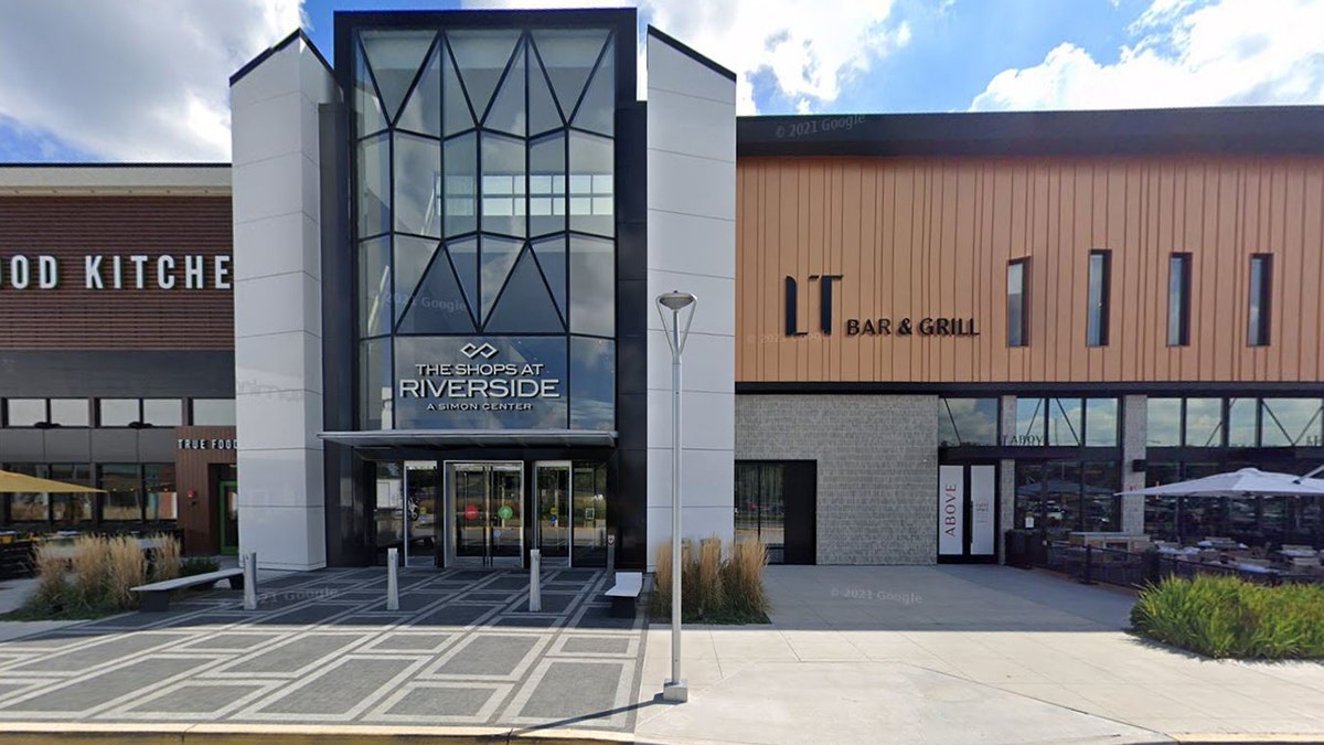 About The Shops at Riverside® - A Shopping Center in Hackensack, NJ - A  Simon Property