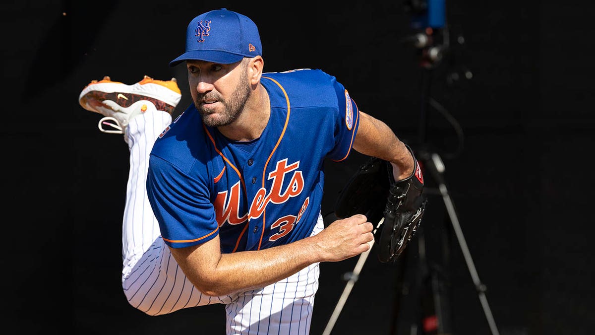 Verlander in spring