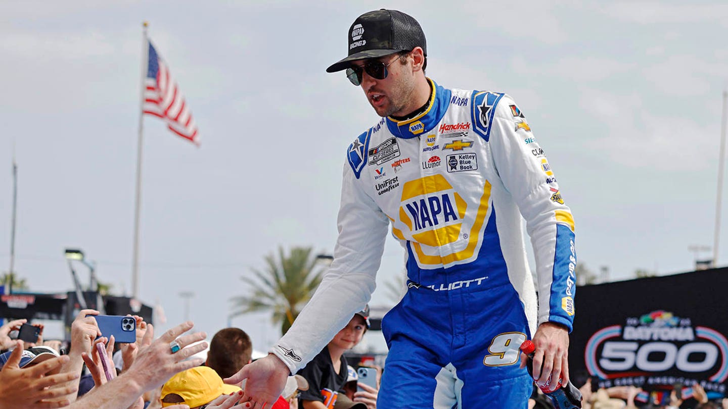 5e15b1c8 Chase Elliott