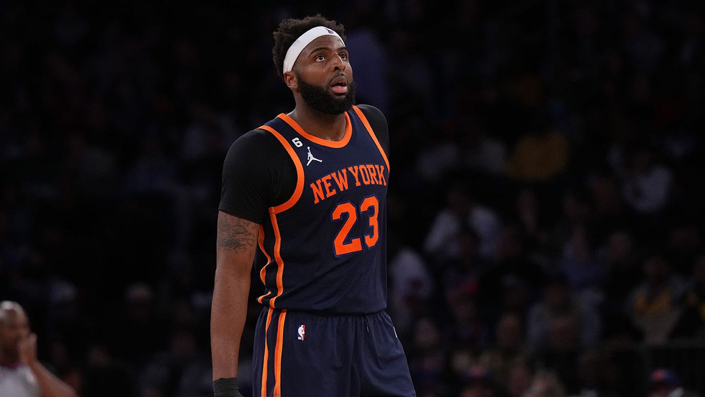 Knicks' Robinson Out for Playoffs with Ankle Injury