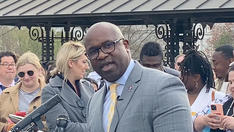 'Squad' Dem says banning TikTok is ‘racist’ to Chinese, claims U.S. social media apps pose the real threat