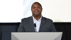 Dallas mayor leaves Democratic Party, switches to GOP: 'American cities need Republicans'