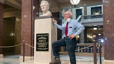 Longtime Wisconsin Sec. of State, 'Fighting Bob' relative Doug La Follette resigns post