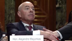 Mayorkas impeachment gains steam among Republicans in purple districts as border chaos continues