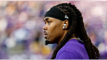 Vikings' KJ Osborn helped rescue man from burning car: 'Right place at the right time'