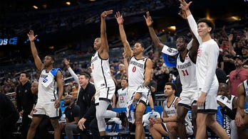 San Diego State dominates Furman 75-52 to reach Sweet 16