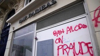French prosecutors raid Paris big banks in tax fraud sweep