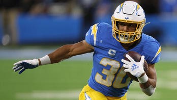 Justin Herbert, Austin Ekeler hit milestones as Chargers rout Rams