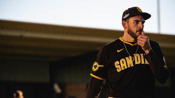 Padres All-Star pitcher sidelined with broken toe after weightlifting accident