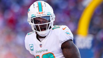 Tyreek Hill, Micah Parsons trade friendly barbs on Twitter: 'Just mad Kansas City is thriving without him'