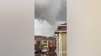 Texas, Louisiana slammed by hurricane-force winds, tornadoes