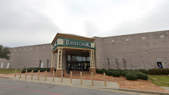 Mississippi mall shooting leaves 2 injured: Police