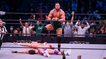 AEW star Wardlow's TNT championship belt stolen in San Francisco after car break-in
