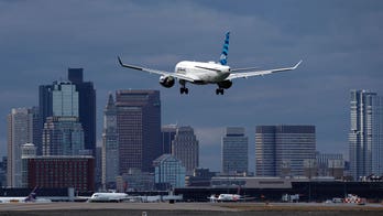 Feds investigate recent close calls, turbulence in commercial flights