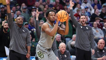 Baylor avoids upset against UC Santa Barbara with big second half