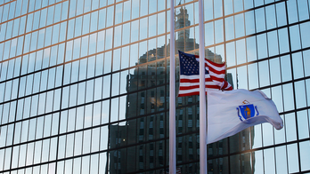 Sen. Warren weighs in on movement to change Massachusetts state flag over 'White supremacy culture'