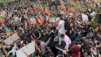 Pakistan frees retired army general accused of inciting violence against national institutions