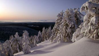 Oregon snowboarder dead after falling off cliff in avalanche
