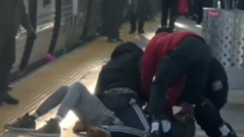 Philadelphia train passengers pin down alleged gunman until police arrive: Video