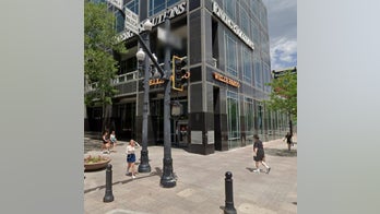 Utah bank robber steals $1, demands to go to federal prison: report