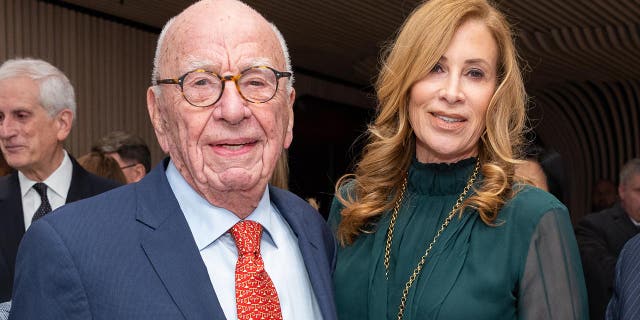 Rupert Murdoch and Ann Lesley Smith are planning a summer wedding. 
