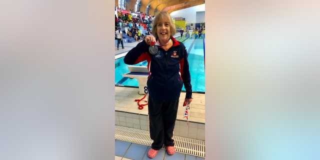 Kathleen Gerlach of New York has been able to move forward in life because of selfless acts of organ donation by others. She has won medals in swimming in her age category in competitions held by the U.S. Transplant Games and the World Transplant Games. 