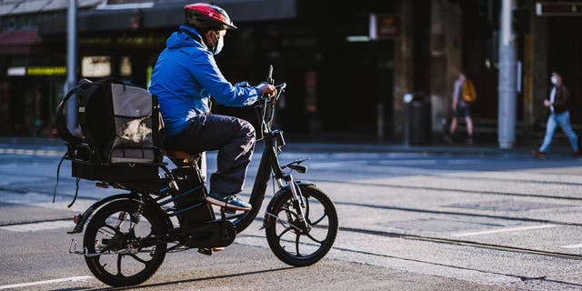 Penting untuk dicatat bahwa sebagian besar E-sepeda di pasaran aman dan andal bila digunakan sebagaimana mestinya dan dirawat dengan benar. 