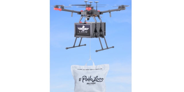 El Pollo Loco sedang menguji pengiriman dengan drone Air Loco mereka.