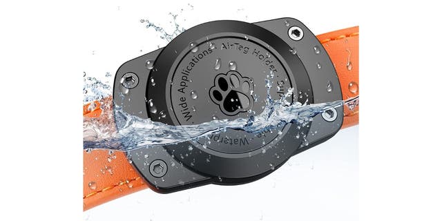 CITYWAY AirTrag holder has a waterproof ring that keeps out water, dust, and anything that might damage the AirTag.