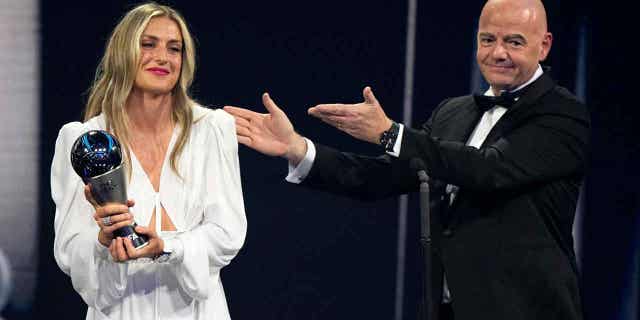Spain's Alexia Putellas receives the Best FIFA Women's player award during a ceremony in Paris, France, on Feb. 27, 2023.