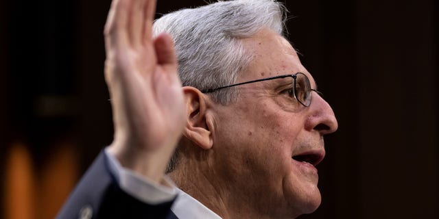 Jaksa Agung Merrick Garland dilantik dalam sidang Komite Kehakiman Senat di Capitol, Rabu, 1 Maret 2023. (AP Photo/J. Scott Applewhite)