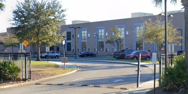 Academic Magnet High School, a public high school in Charleston County School District is ranked #2 in the nation. Charleston County School District (CCSD) surrounds 80 schools.