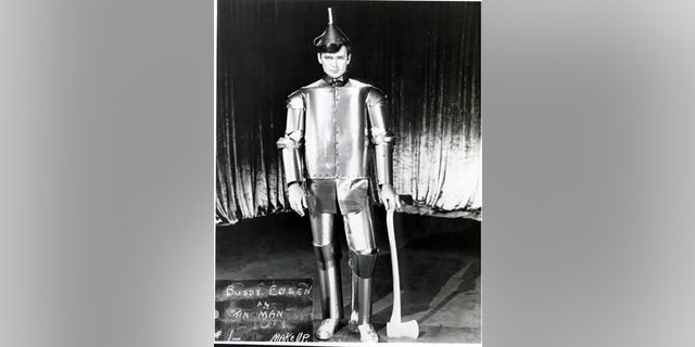 Buddy Ebsen was cast as the Tin Woodman in "The Wizard of Oz" after he was originally told he would play The Scarecrow.
